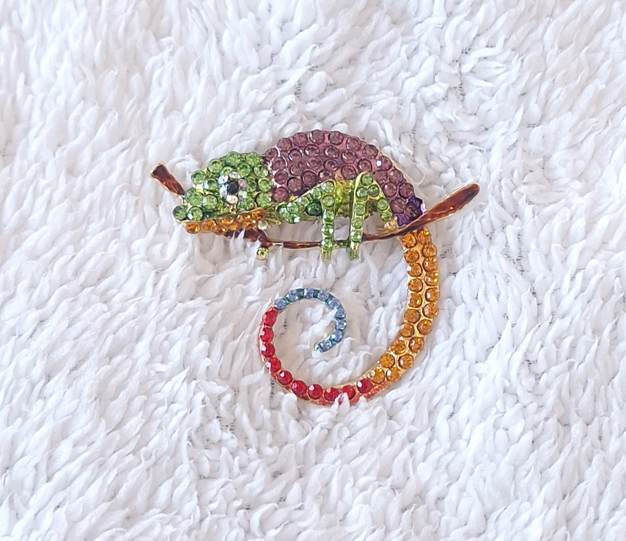 Rhinestone Chameleon Brooch