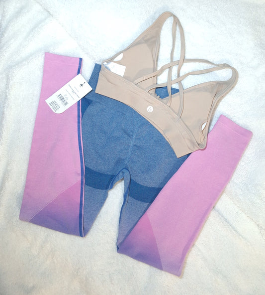 Gym Set, Seamless Plunge Front Crop,Wide Band Scrunch Bum Leggings,Active Tube Socks
