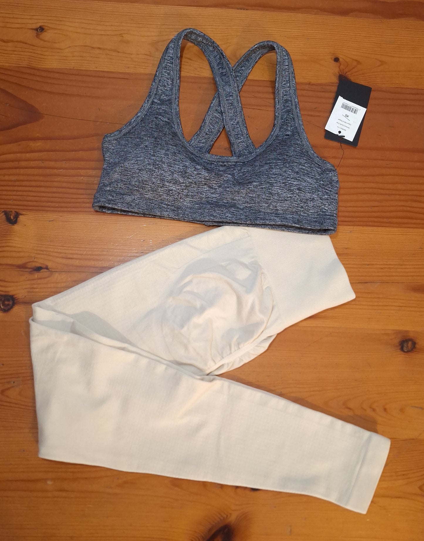 Gym Set: Workout Cardio Crop Top, Wide Band Scrunch Bum Leggings ,One Size Active Tube Socks