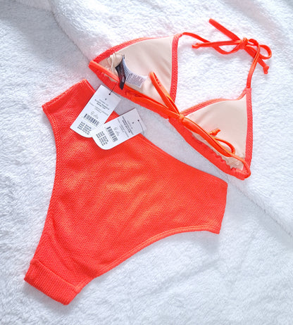Katoen-op-skuif-driehoek-bikini-top, hoë middellyf Cheeky bikini-onderkant Kleur: lewendige oranje kreukel