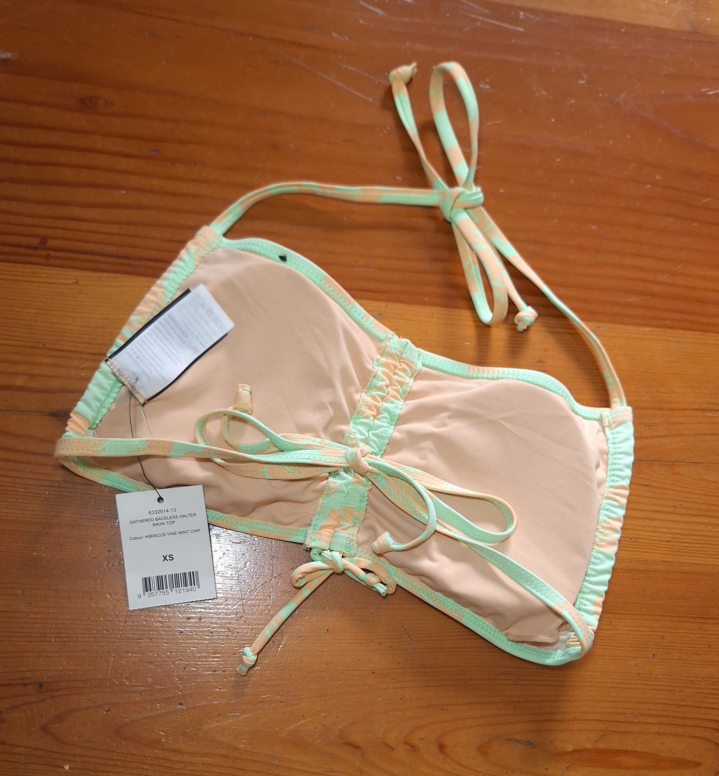 Katoen op versamelde ruglose Halter Bikini Top Kleur: Hibiscus Vine Mint Chip