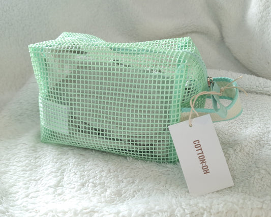 Cotton On - Cosmetic Case -Hoilday Mesh - Colour: Mint