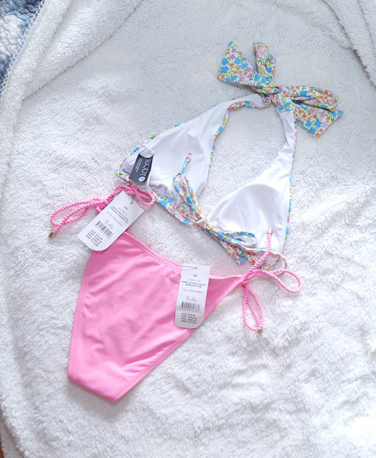 Cotton On High Apex Slider Triangle Bikini Top Kleur: Gina Floral, Vaste das Kant Cheeky Bikini Onderkant Kleur: Pienk Sorbet