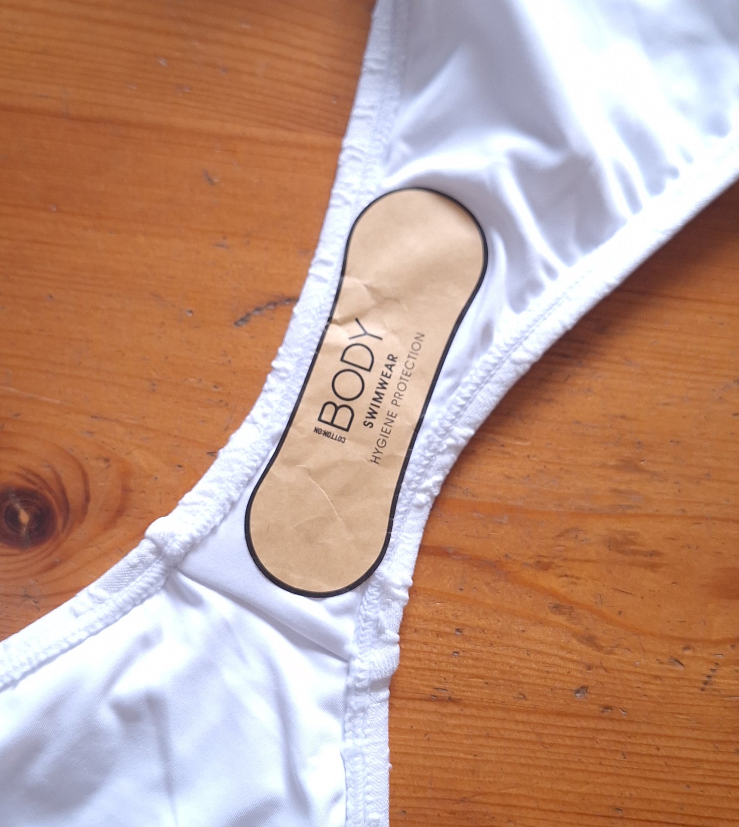 Katoen op Hoë Top Slider Driehoek Bikini Top, Vaste Das Kant Cheeky Bikini Onderkant Kleur: White Daisy Jacquard