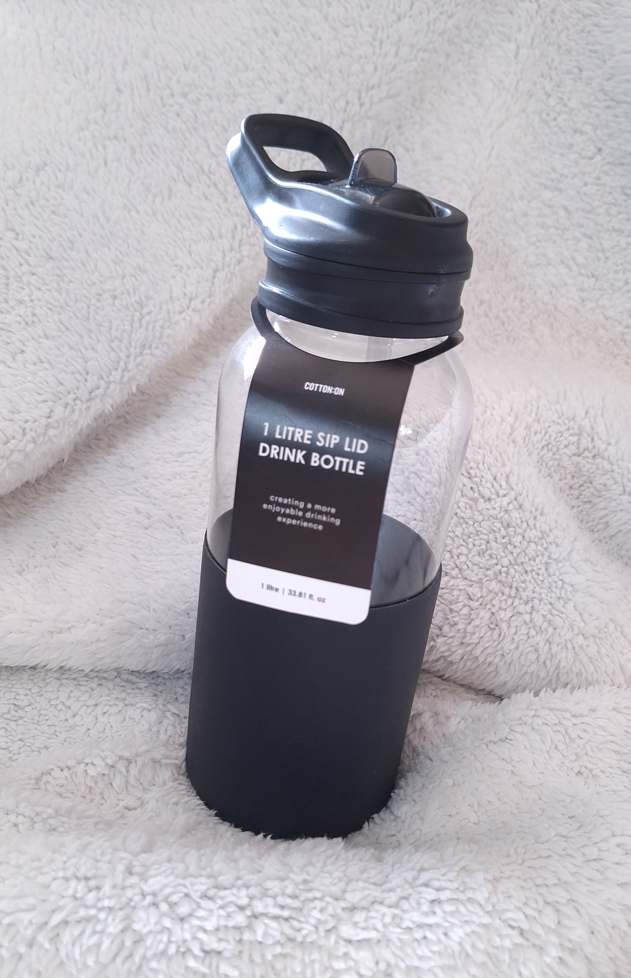 Cotton On - 1 Litre Sip Lid Drink Bottle