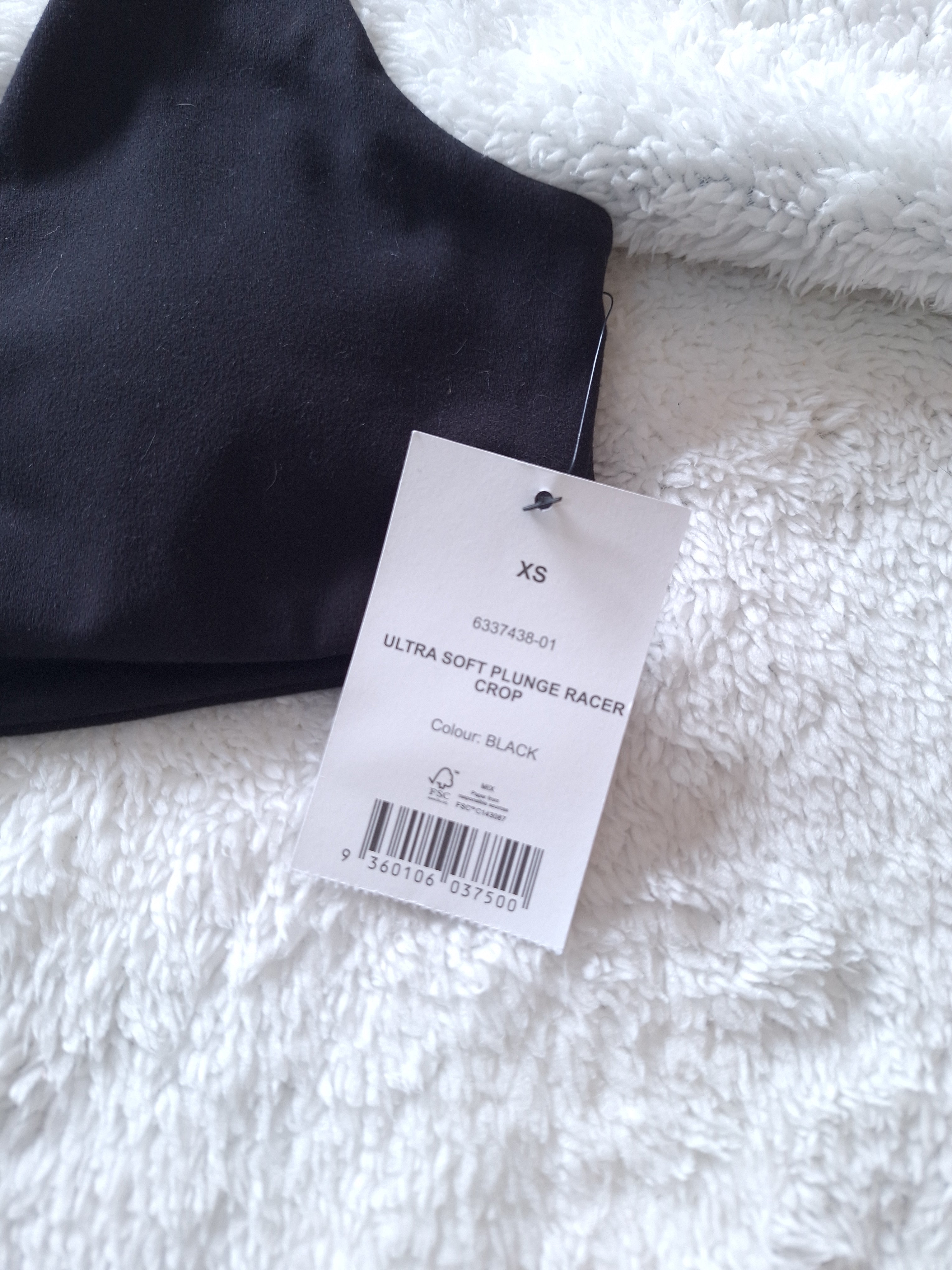 Cotton On - Ultra Soft Plunge Racer Crop