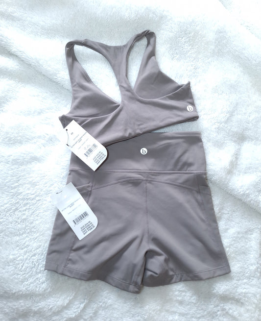Cotton On Ultra Soft Plunge Racer Crop, Ultra Luxe Mesh Shortie Kort Kleur: Woestyngrys