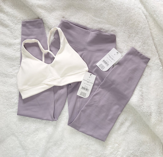Cotton On Ultra Soft Elastic Racer Crop Kleur: Kokosmelk, Ultra Soft Twist Full Length Stywe Kleur: Gerookte As