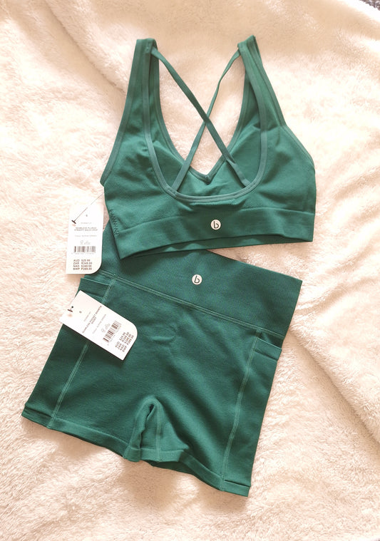 Cotton On Seamless Plunge Strappy Back Crop, Seamless Pocket Shortie Short Colour: Alpine Green