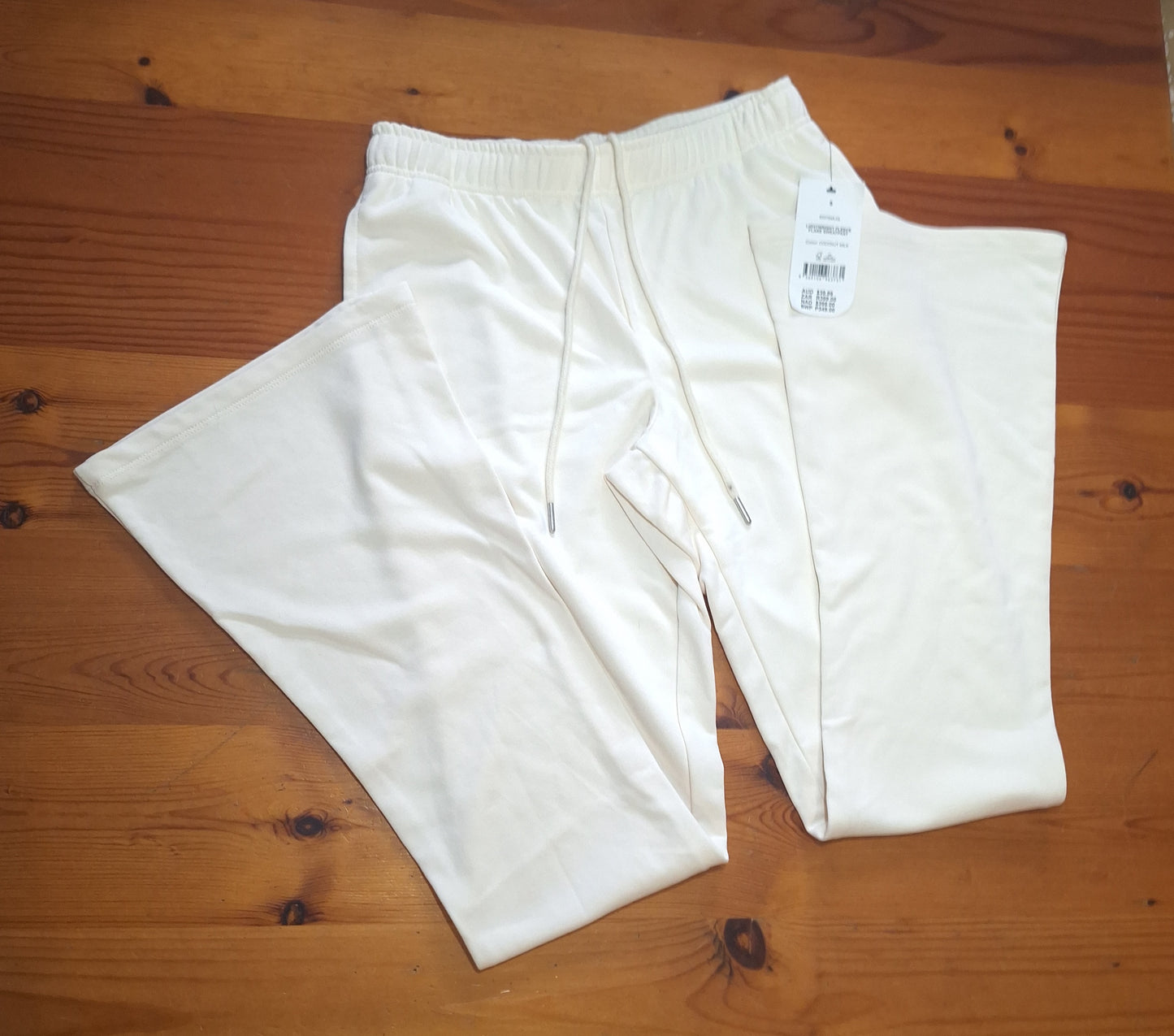 Cotton On - Lightweight Fleece Flare SweatPant