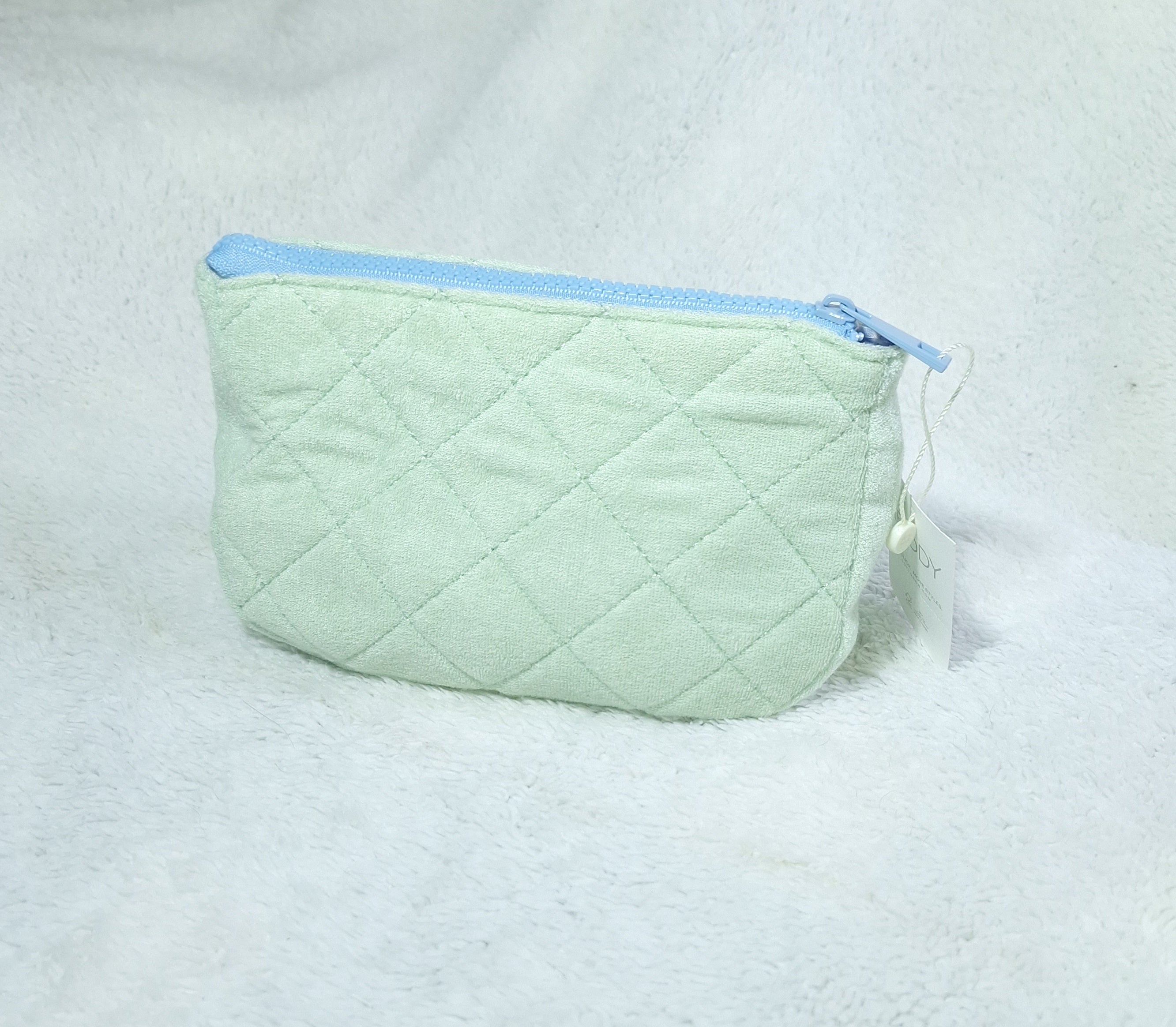 Cotton On - Body Make up Bag  Colour: Pale Mint Terry