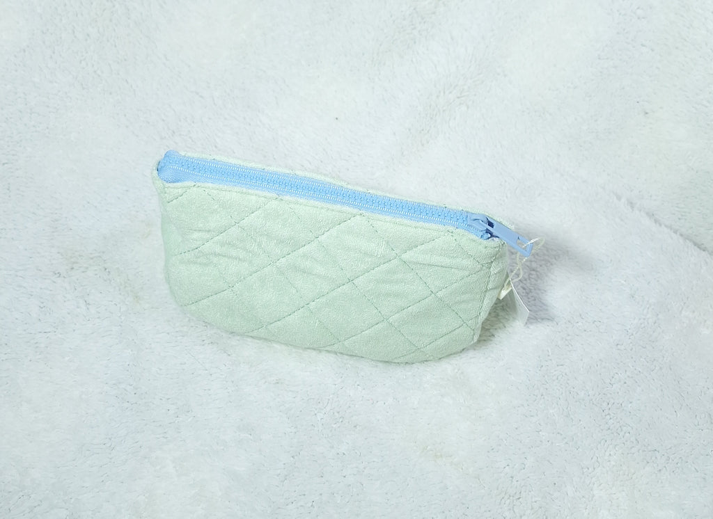 Cotton On - Body Make up Bag  Colour: Pale Mint Terry