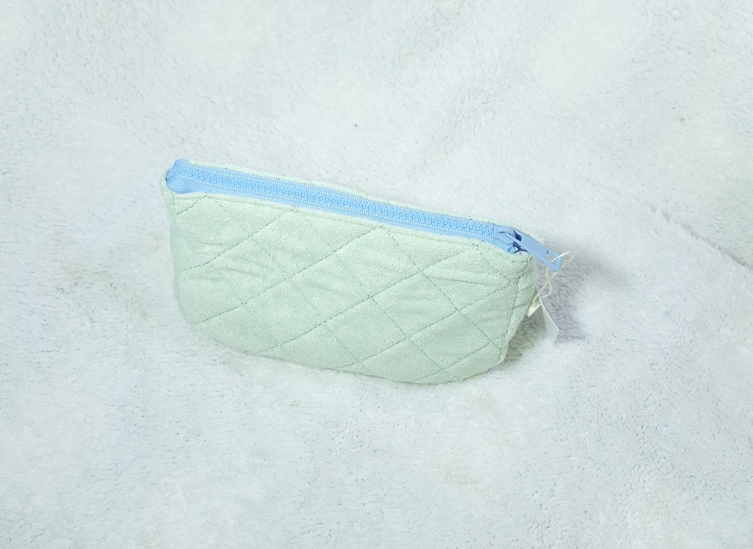 Cotton On - Body Make up Bag  Colour: Pale Mint Terry