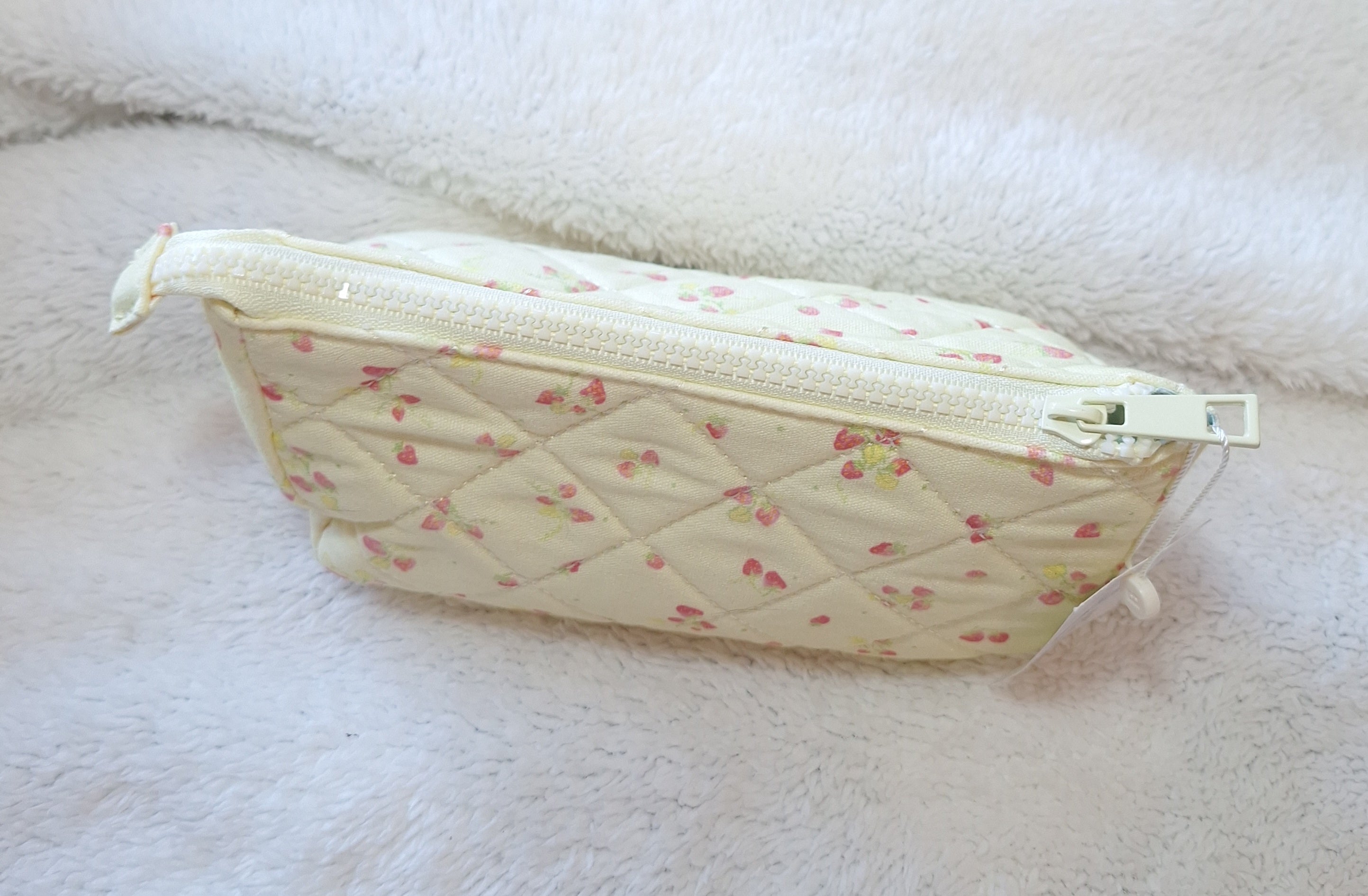 Cotton On - Body Make up Bag
