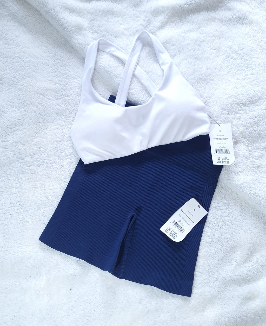Cotton On - Ultra Soft Plunge Strappy Crop, Seamless Rib Bike Short