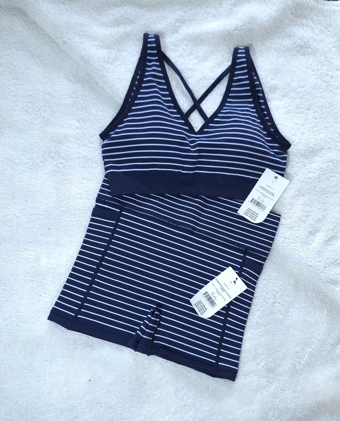 Cotton On - Seamless Plunge Strappy Back Crop, Seamless Pocket Shortie Short Colour: Dark Water/White Stripe