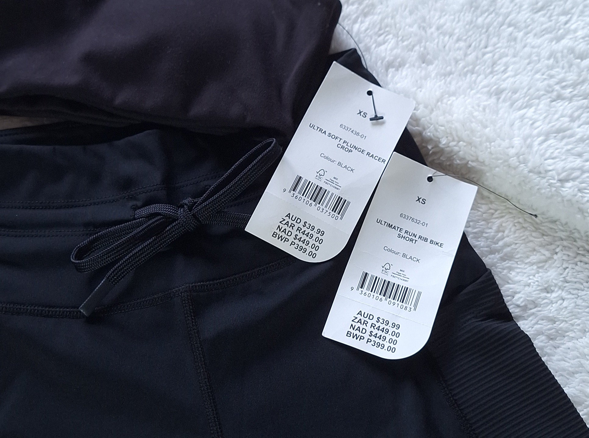 Cotton On - Ultra Soft Plunge Racer Crop, Ultimate Run Rib Bike Short