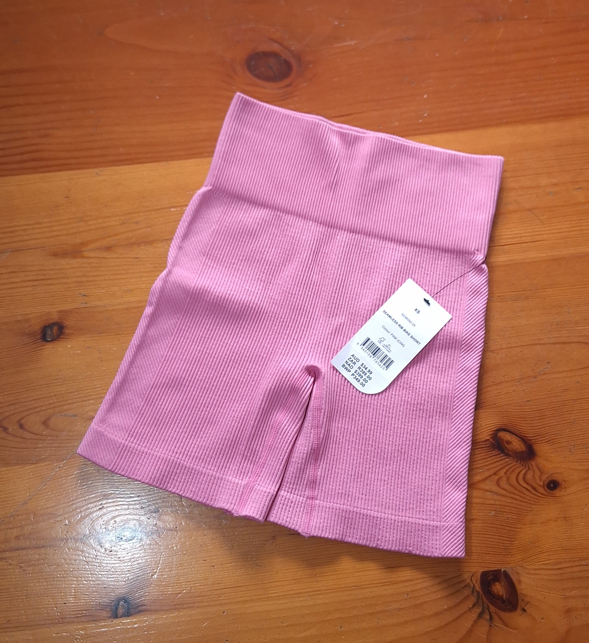 Cotton On Seamless Rib Bike Short