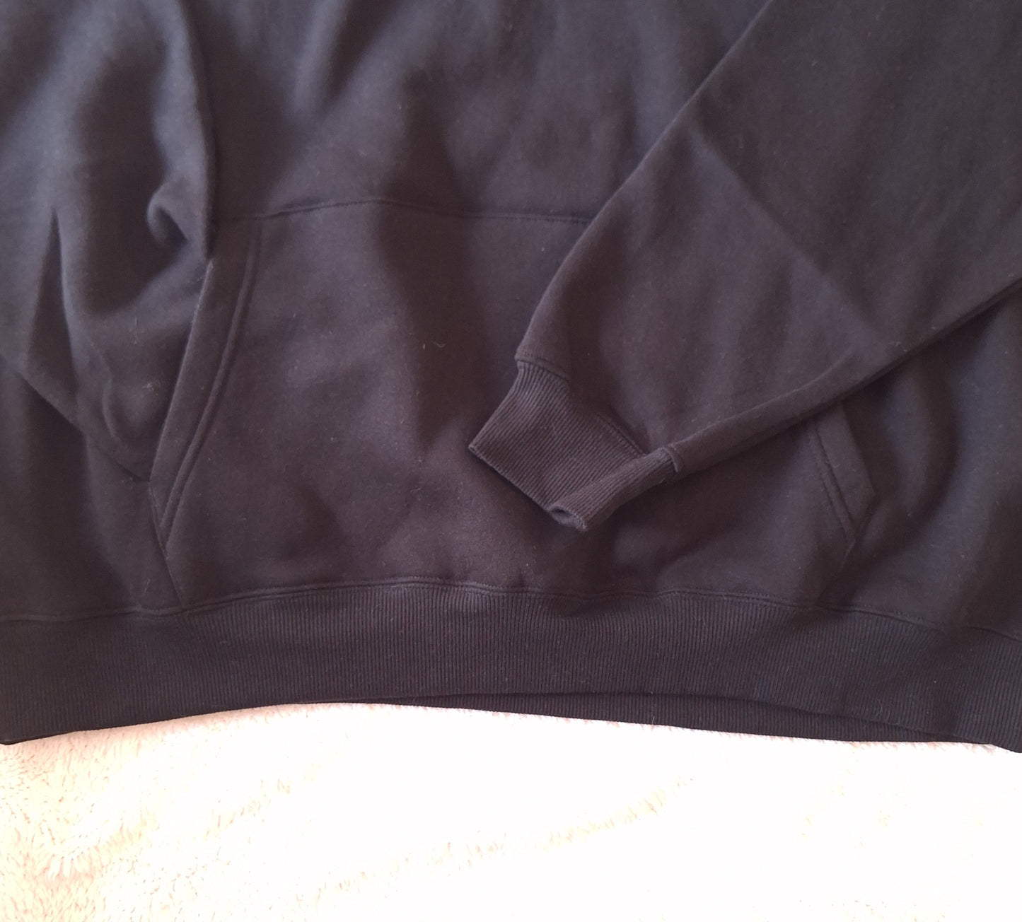 Cotton On - Classic Fleece Graphic Hoodie