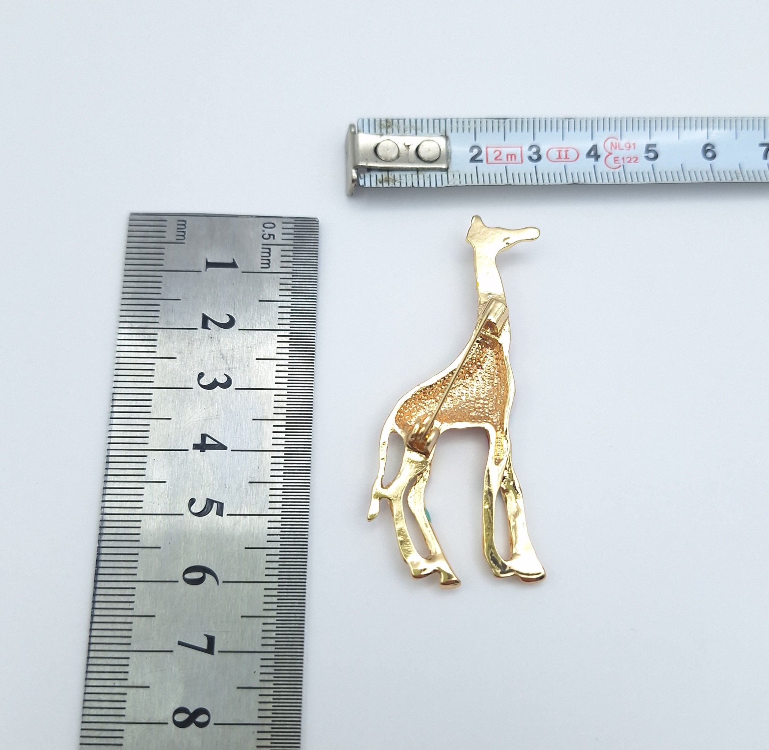 Brooch Pin Wild Colourful Giraffe