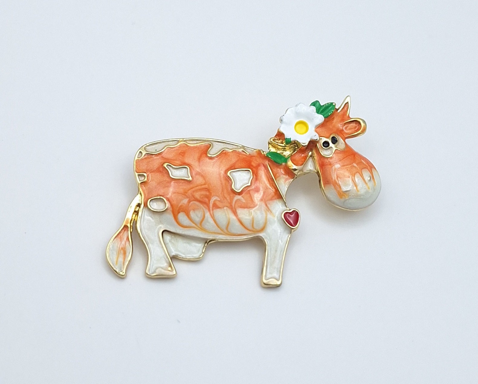 Brooch Pin Mrs Peaches Moo Cow