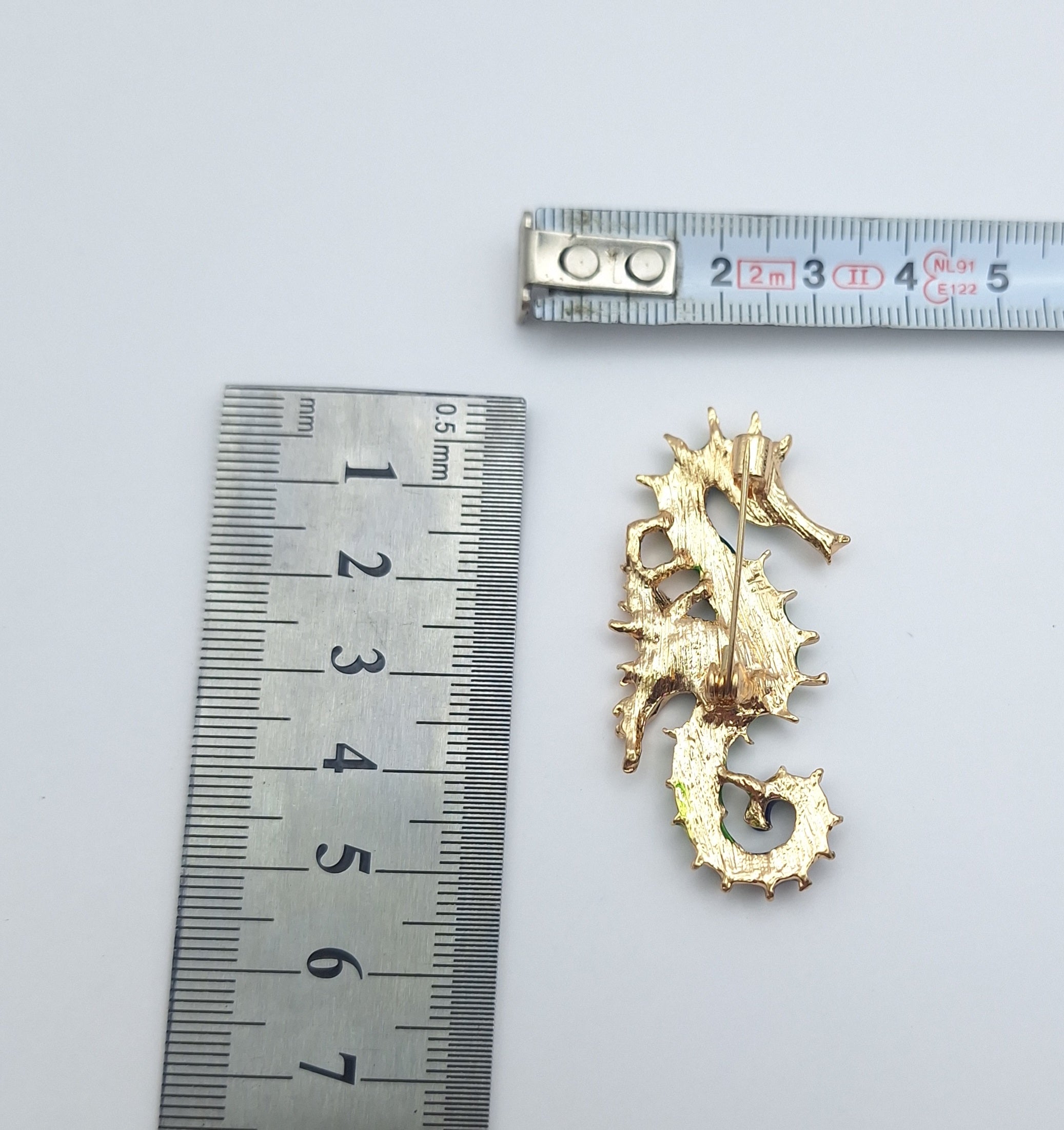 Brooch Pin Enamel Seahorse