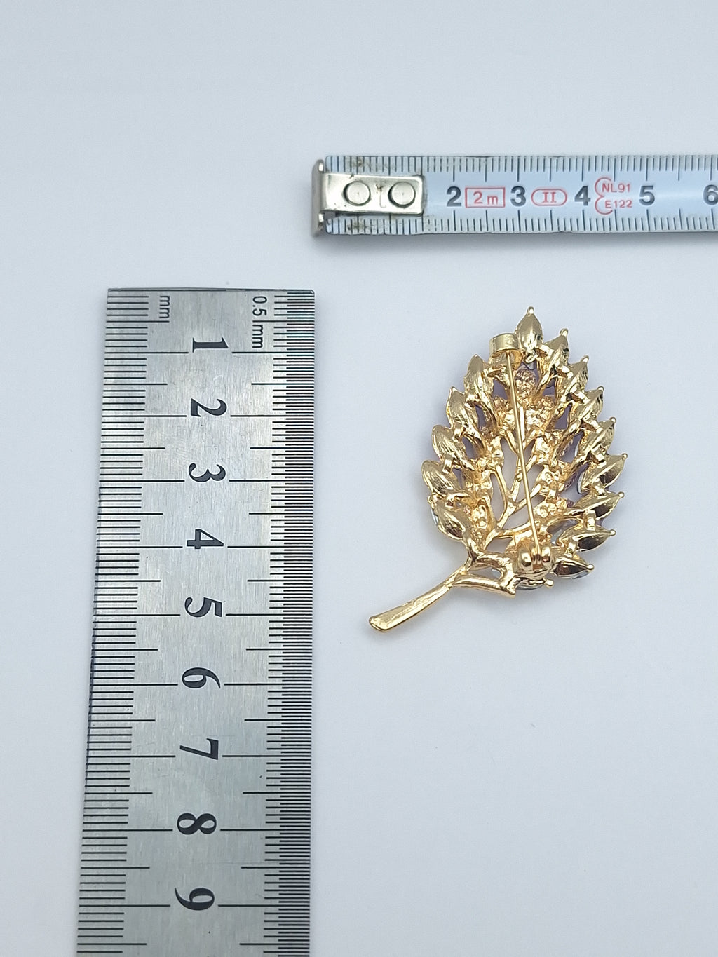 Brooch Pin Rhinestone Leaf