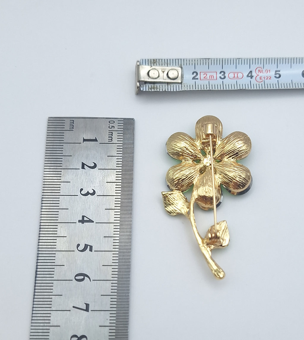 Brooch Pin Rhinestone Flower