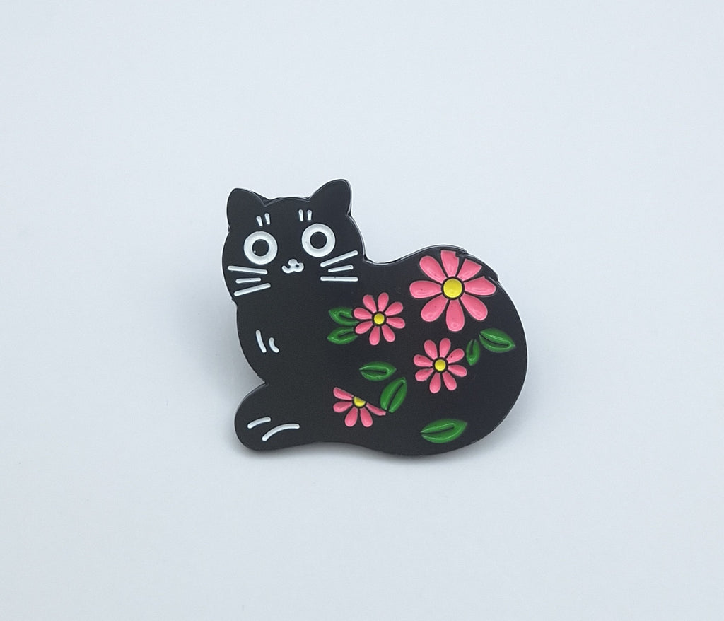 Brooch Pin Daisy the Black Cat