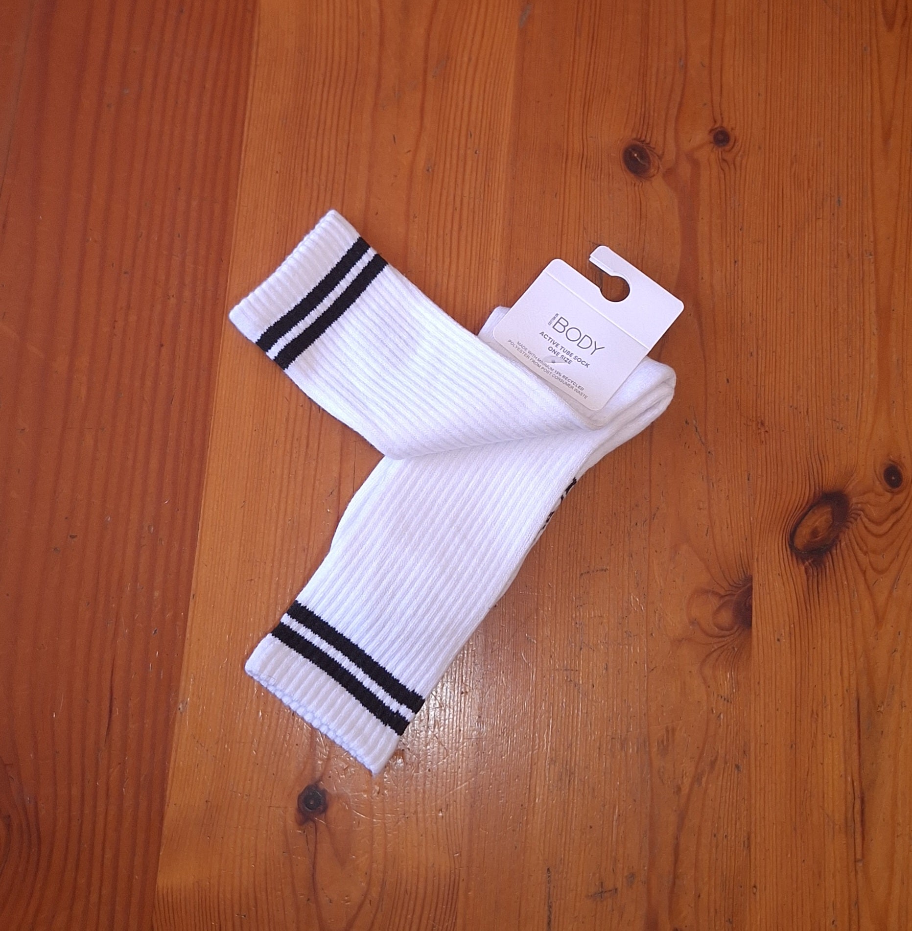 Cotton On Active Tube Sock Wellness Club