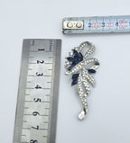 Brooch Pin Flower / Ribbon Rhinestone