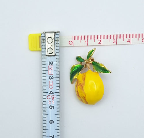 Brooch Pin When life gives you Lemons