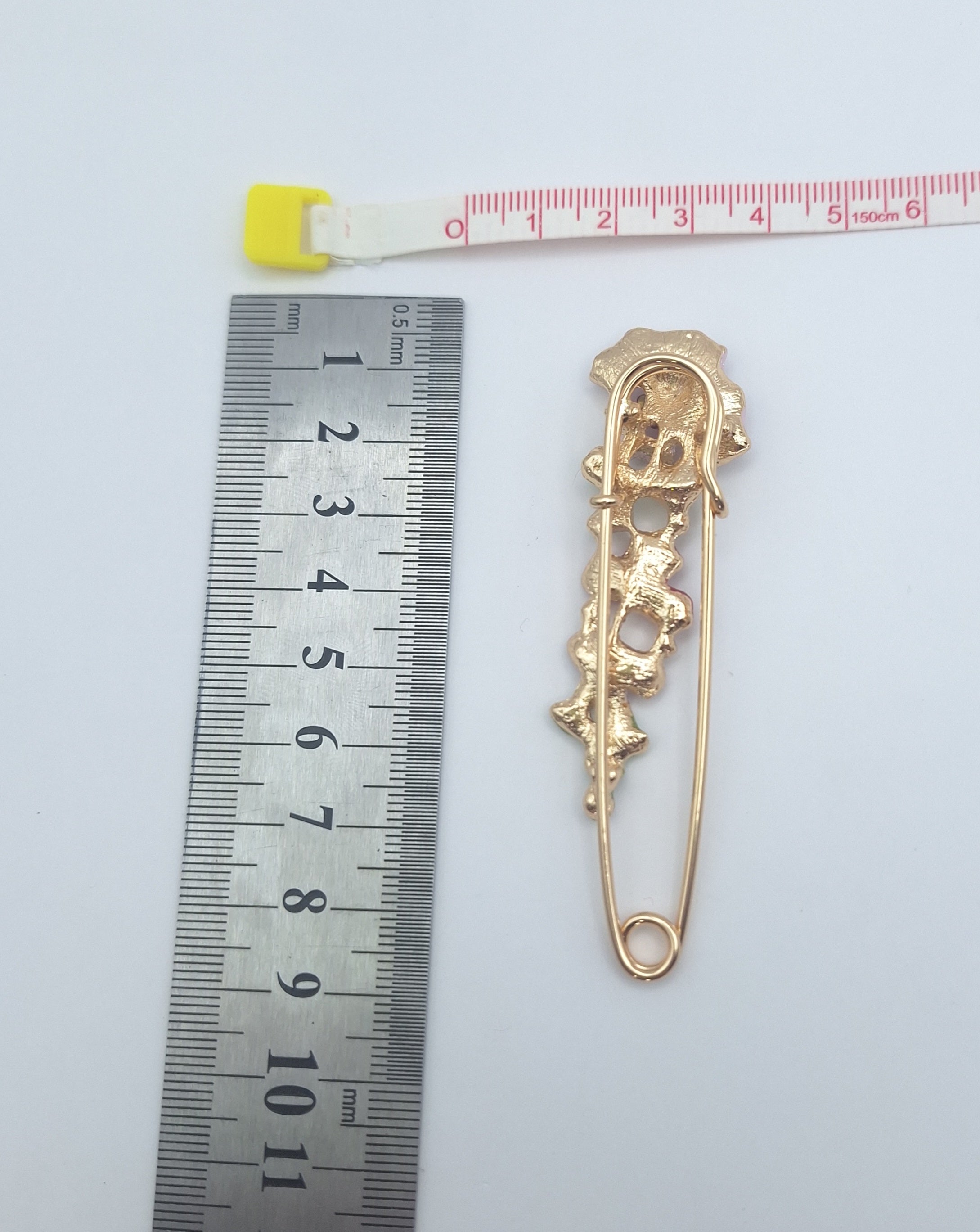 Brooch Pin Flower Rhinestone Corsage