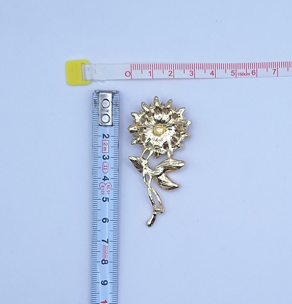 Brooch Pin Pink Crystal Flower