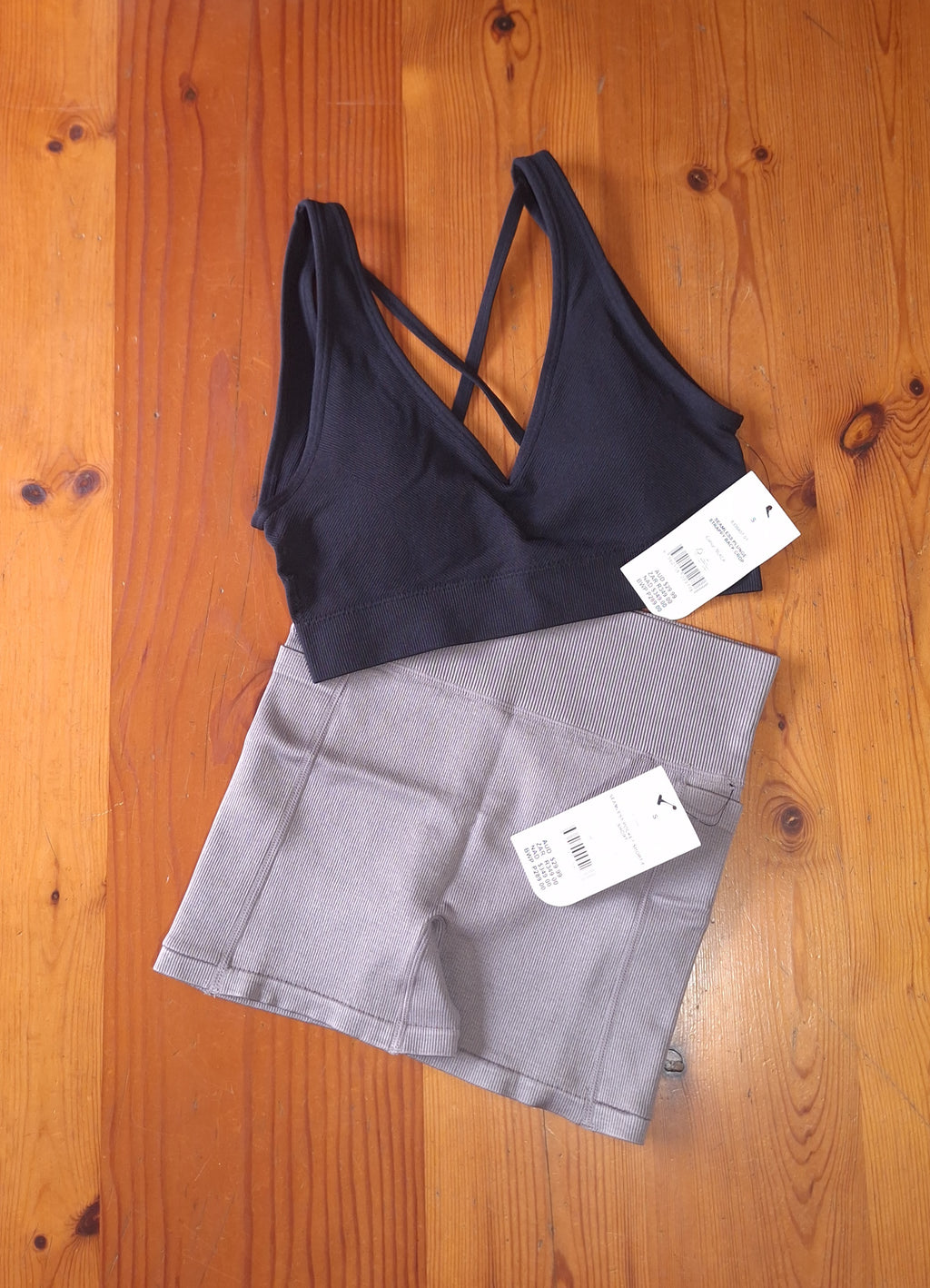 Cotton On Womens Gym Set:Seamless Plunge Strappy Back Crop and Seamless Pocket Shortie Short