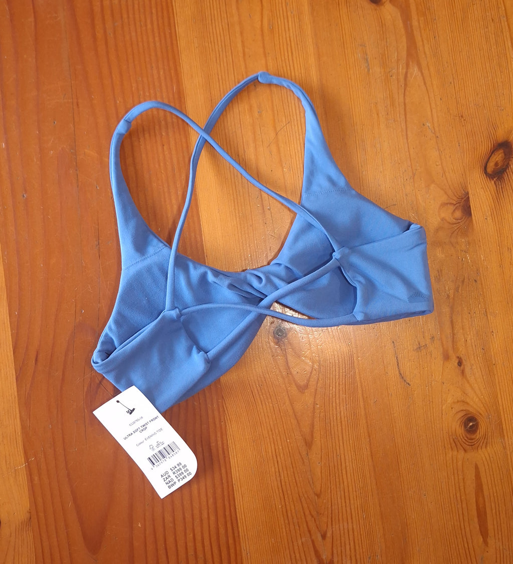 Cotton On Womens Ultra Soft Twist Front Crop