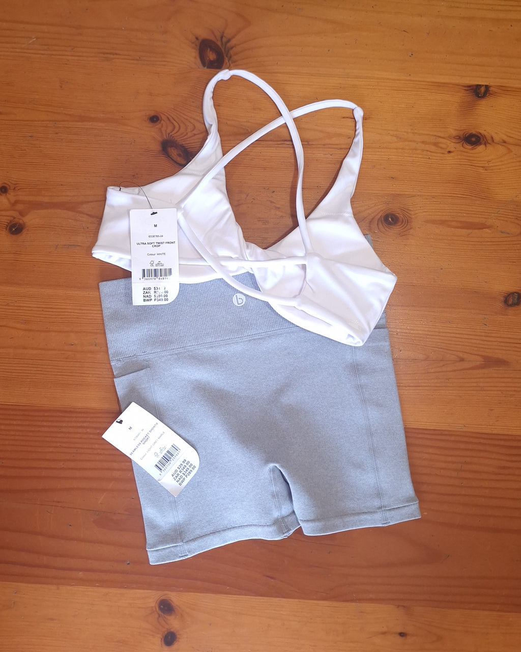 Cotton On Womens Gym Set Ultra Soft Teist Front Crop and Seamless Poclet Shortie Short