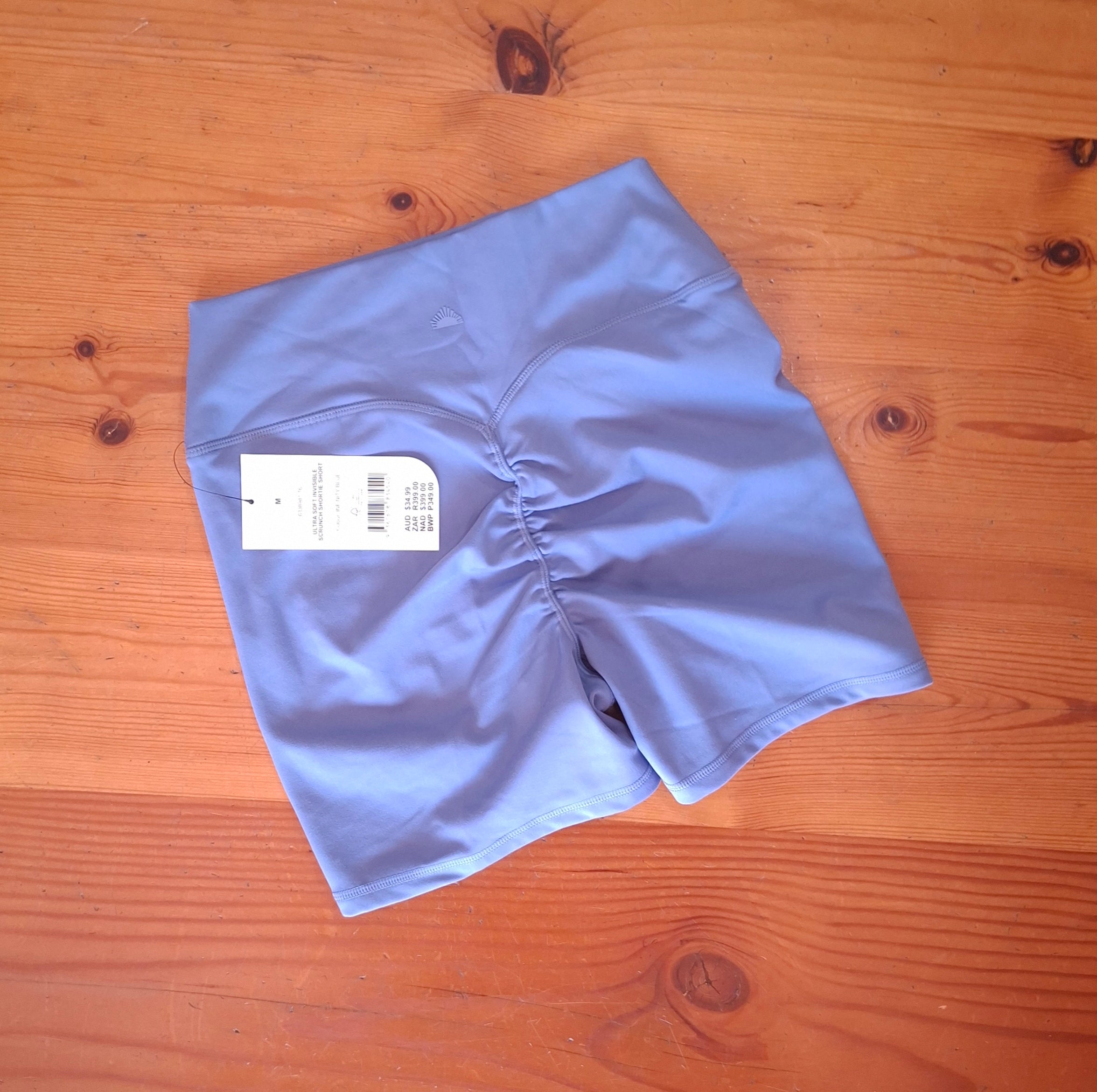 Cotton On Women's Ultra Soft Invisible Scrunch Shortie Short