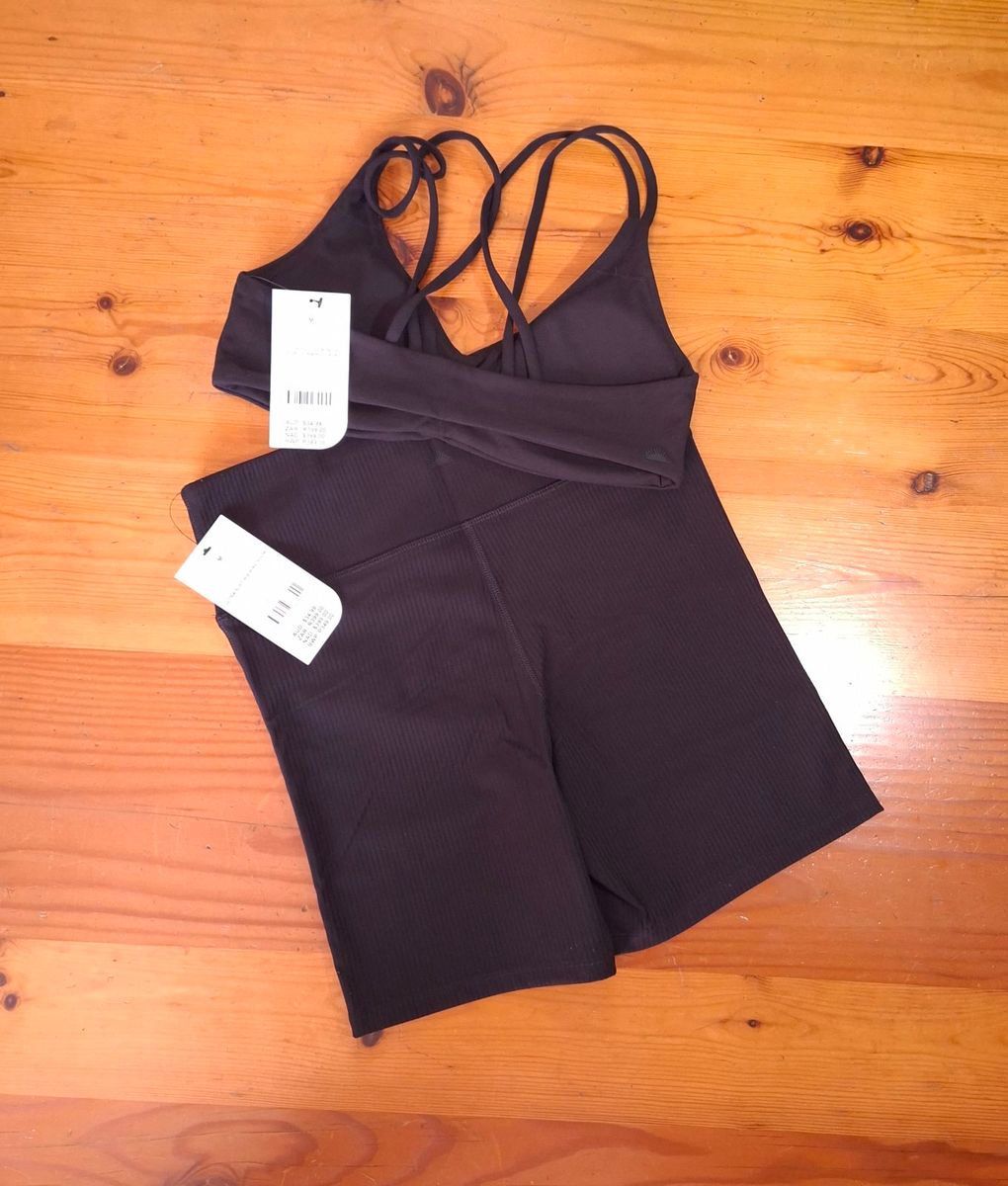 Cotton On Womens Ultra Soft Scrunch Front Strappy Crop and Ultra Soft Rib Bike Short